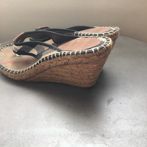 Burberry T Strap Sandal Wedges - Picture 2 of 8